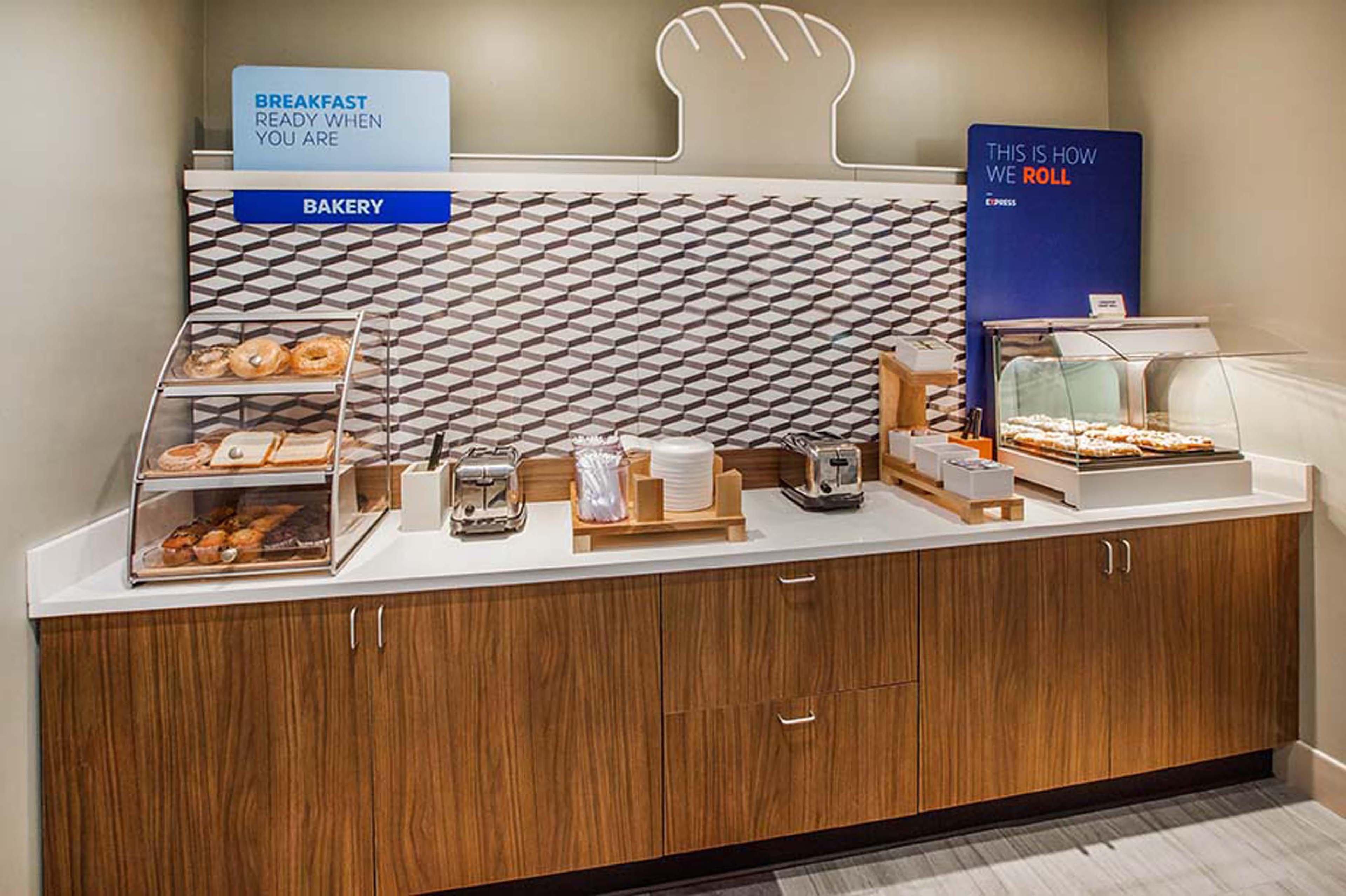 Holiday Inn Express Hotel & Suites Franklin By Ihg Luaran gambar