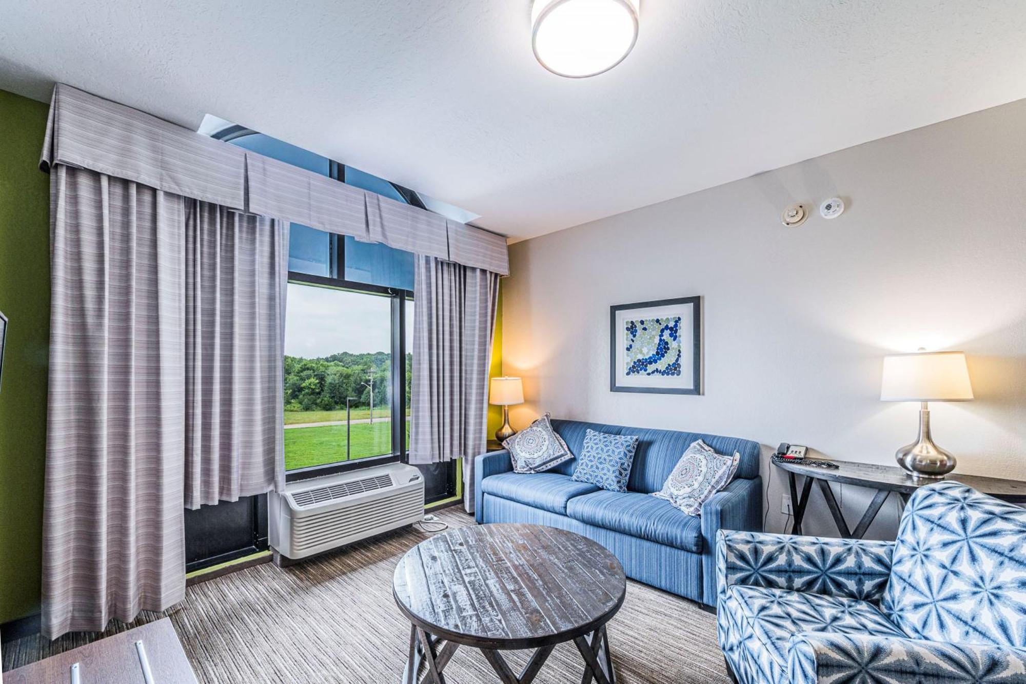 Holiday Inn Express Hotel & Suites Franklin By Ihg Luaran gambar